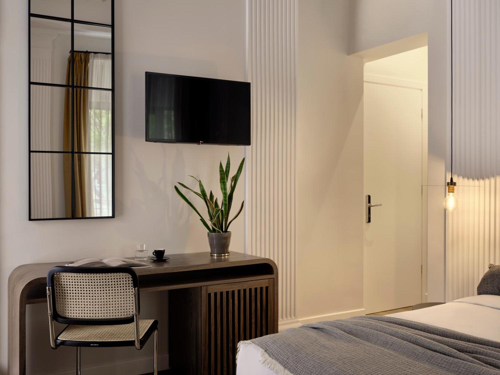 Hotel apartamentowy Astikon House